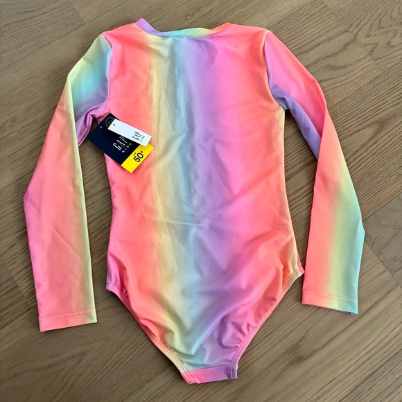 NWT✨ Rainbow Rashguard 🌈 - Picture 2 of 2